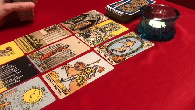 Какой мужчина о вас постоянно думает / Гадание Таро смотреть онлайн