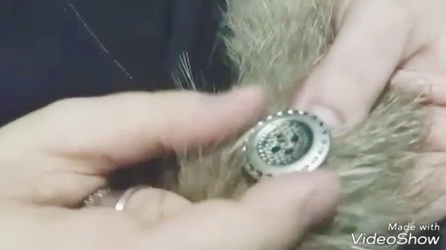 Как пришить ПУГОВИЦУ на ВЕРХНЮЮ ОДЕЖДУ. Шубу смотреть онлайн
