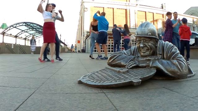 Сальса Омск | Salsa Omsk | #ТанцыВСквере у "Степаныча" 10.05.2019 смотреть онлайн