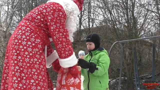 Дарим радость на Рождество смотреть онлайн