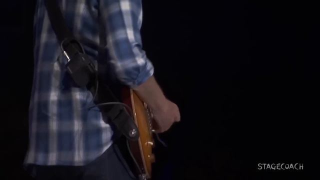John Fogerty Plays Creedence Clearwater Revival's 
