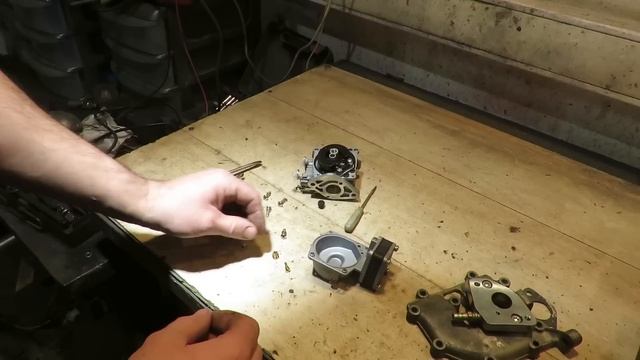 Карбюратор Mercury на ПЛМ Москва-10 подвесной лодочный мотор tohatsu смотреть онлайн