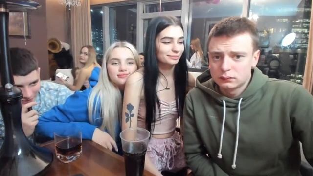 Длинный язык Сони Мелстрой