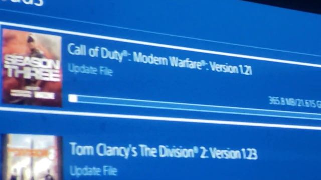 CALL OF DUTY MODERN WARFARE WARZONE PATCH VERSION 1.21 21GB DOWNLOADING PS4 PLAYSTATION 4 5/19/2020 смотреть онлайн