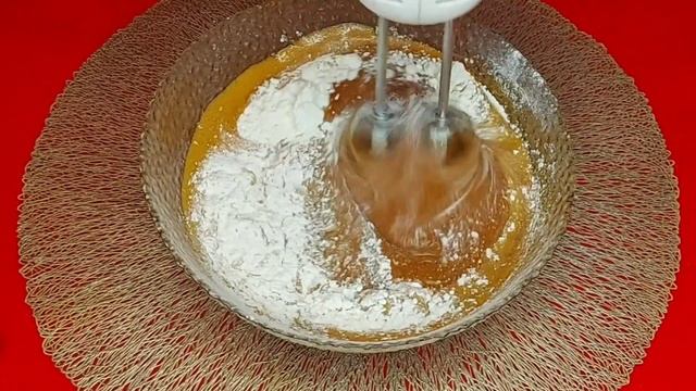 МЕДОВЫЙ рулет! который тает во рту!Одного кусочка будет мало! Медовик рецепт смотреть онлайн