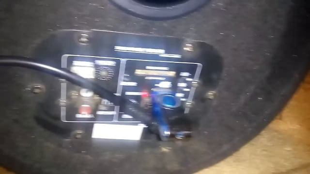 Active subwoofer Xqicb (similar to Xplod) смотреть онлайн