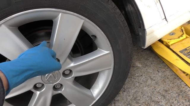 Doing This Will Destroy Your Car's Wheel Bearings and Suspension смотреть онлайн