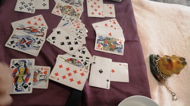 Крестовый король♣️, кого выберет. ♥️или♦️даму⁉️гадание. смотреть онлайн