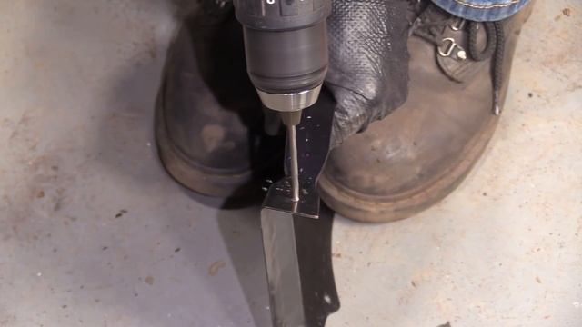 Rusty Rotted Rocker! How to Replace a Truck Rocker Panel! смотреть онлайн