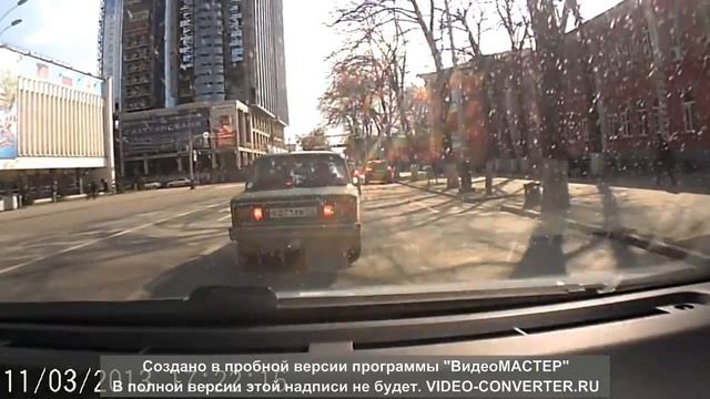 В краснодаре Порше паркуют как хотят. смотреть онлайн