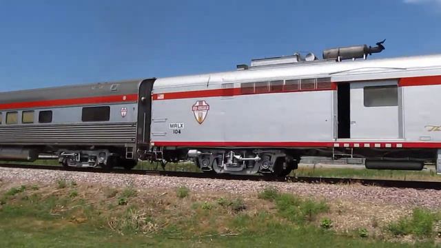 Nickel Plate 765 at Mossville, Illinois -July 20, 2011 смотреть онлайн