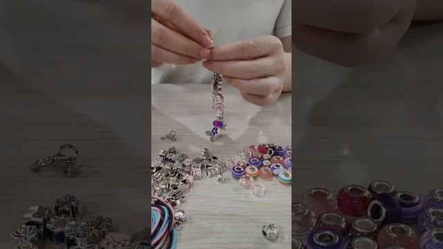 Браслеты Большой набор лавандово-розовый смотреть онлайн