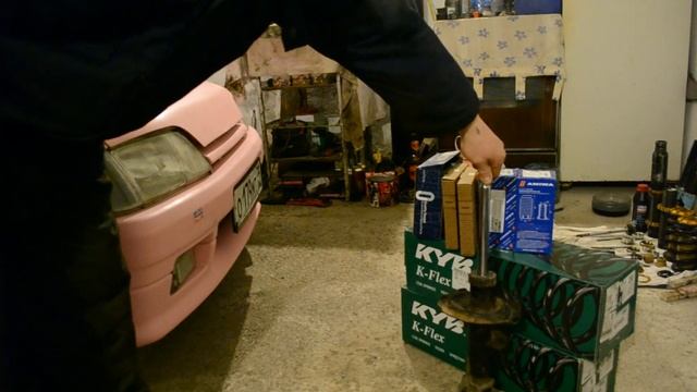 Зачем ты газом амортизаторы заправляешь? Пружины бы поменял и всё! Отвечаю на вопрос. смотреть онлайн