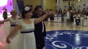 Танец родителей на свадьбе