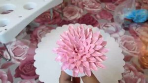 Хризантема из белково-заварного крема, мастер класс.Цветы из крема!