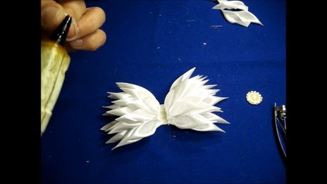 Канзаши, Атласная лента, МК, Для начинающих!!!Бант в школу. смотреть онлайн
