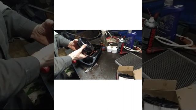 Хёндэ Палисад 2,2D замена фильтров и масла смотреть онлайн