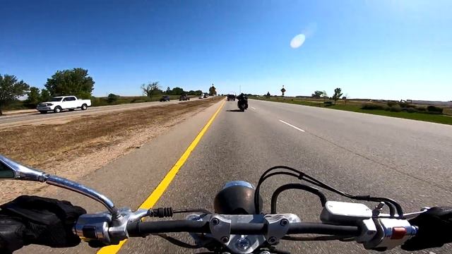 5 Reasons To Buy a Cruiser Motorcycle | DapperxDan Motovlog смотреть онлайн