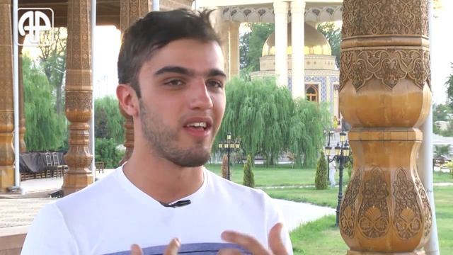 БРАЗИЛИЯГӢ ТОҶИКИРО ЧАРО ОМӮХТААСТ? ҲАТМАН БИНЕД!!! смотреть онлайн