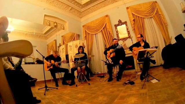 Игра в микрофон