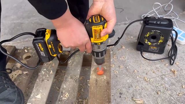 Mellif AC 120v to DC 20v adapter, Use DEWALT Cordless Tools with AC Outlets смотреть онлайн