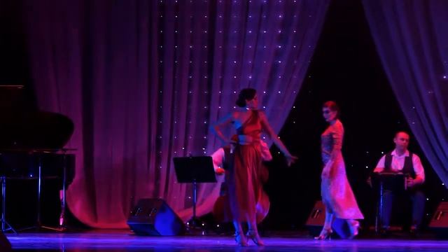"Misterio del Cafe Rosa" Kremlin Palace, Moscow. Producer Olesya Grigoreva. Show"El Tango de plata" смотреть онлайн