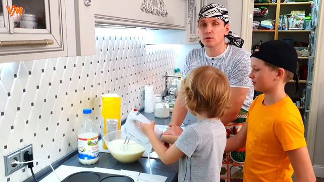 Головой в кастрюлю. Блины По-Мясниковски. смотреть онлайн