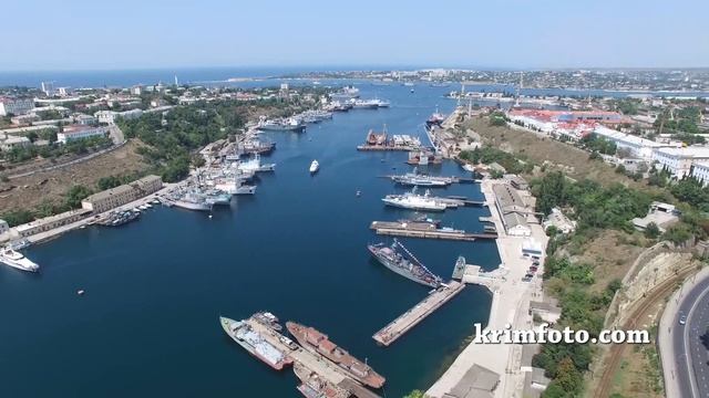 Южная бухта Севастополь Крым с высоты птичьего полета смотреть онлайн