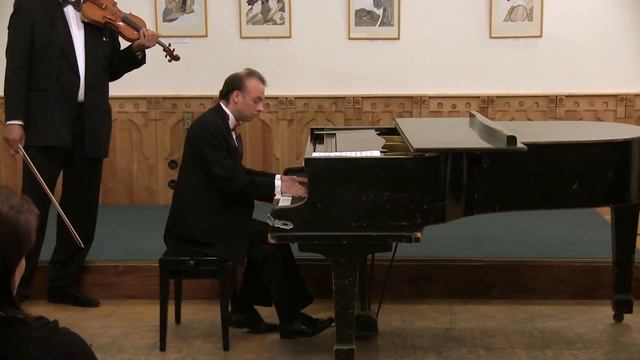 04 Caccini Ave Maria смотреть онлайн