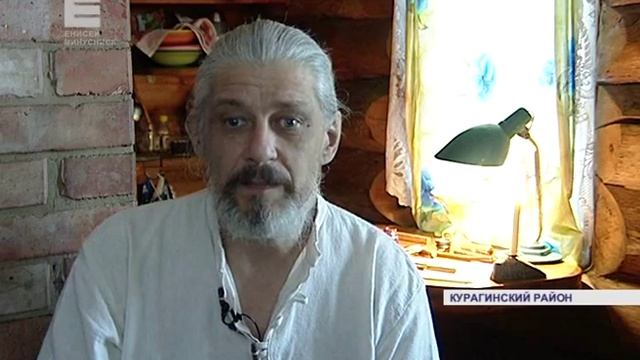 Золотые перья в форме российских самолётов (Енисей Минусинск) смотреть онлайн