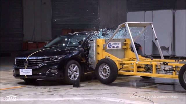 2019-2020 Volkswagen Passat C-IASI Crashworthiness Tests смотреть онлайн