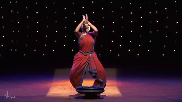Radhe's Dance Offering for Sadhguru's Enlightenment Day смотреть онлайн