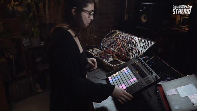 ASH - Berlin Funkwerke Vol. 2 #liveperformance #modularsynth смотреть онлайн