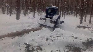 Т40ам. Работа на заготовке деловой древесины.
