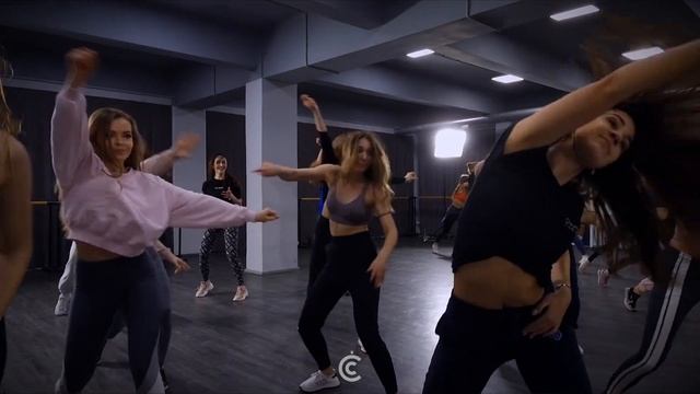 Que Calor - Major Later SOUL SISTERS смотреть онлайн