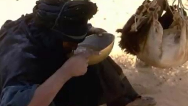 Ismael Lo - Tajabone смотреть онлайн