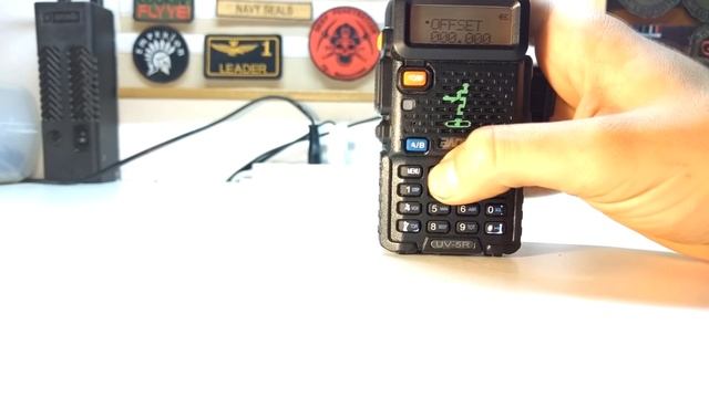 Tutorial - Uso e Programmazione Radio Baofeng UV-5R [ITA] смотреть онлайн