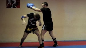 Муай Тай Самоучитель - Удар локтём с разворота