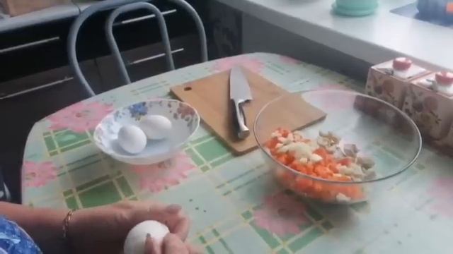 Очень вкусный, но всеми забытый салат)) смотреть онлайн