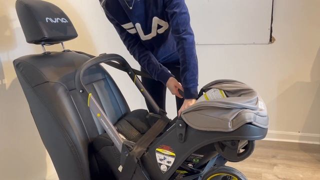 How to Install Doona Infant Car Seat & Stroller | Without the Base смотреть онлайн