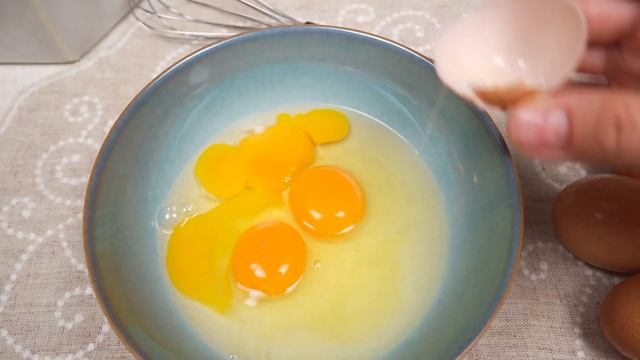 Вкусный рецепт яиц и картошки - Испанский омлет на завтрак смотреть онлайн