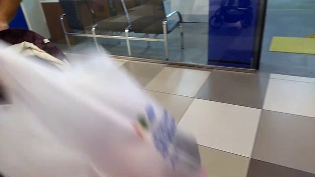 Процесс похудения пошел - 1,5 кг. Гуляем в торговом центре.Влог. смотреть онлайн