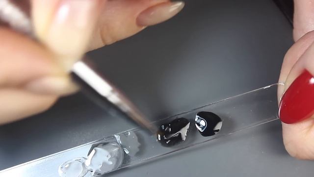 Готический маникюр на хэлолоуин с черепом Дизайн ногтей с черепом смотреть онлайн