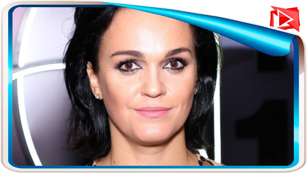 Пьяная певица Слава устроила разнос украинским артистам смотреть онлайн