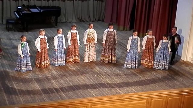 Ансамбль "Подснежники" (г. Артёмовский) - Украл медведь сани, частушки (24.03.2023) смотреть онлайн
