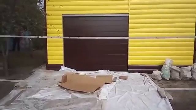 Установка секционных гаражных ворот п. Глушково смотреть онлайн