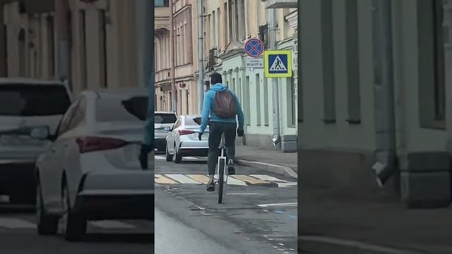 Веселопедист на моноколесе. Спб. Питер. смотреть онлайн