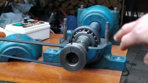 САМОДЕЛЬНЫЙ ТОКАРНЫЙ СТАНОК ПО ДЕРЕВУ. ПЕРВЫЙ ЗАПУСК ДВИГАТЕЛЯ НА СТЕНДЕ.