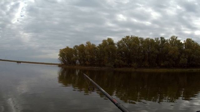 Рыбалка в Астрахани. Отчет о рыбалке на хищника (джиг, воблеры) 19.10.2020г. Замьяны. База 77 и 99 смотреть онлайн
