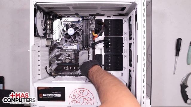 XPG BATTLECRUISER White con I5 10400F, ASUS Z490-P y GTX 1660 SUPER. Ensamble de equipo gama Media. смотреть онлайн